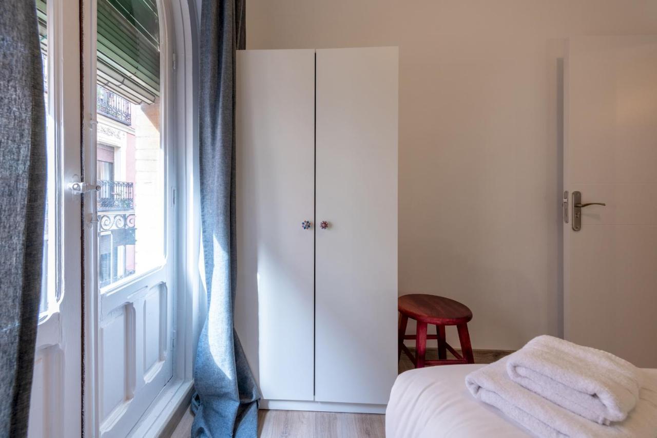 3 Bedrooms 1 Bathroom Furnished - Lavapies- Mintystay Madryt Zewnętrze zdjęcie